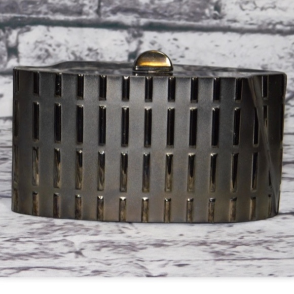 Metal Evening Bag/Clutch w/Chain Strap - Picture 3 of 8